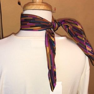 One large Scarf one neck scarf